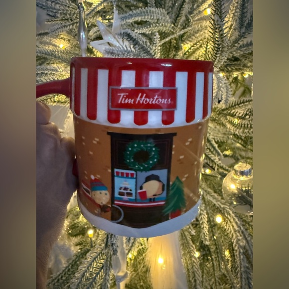 Tim Hortons Holiday Mug with Festive Design - Picture 3 of 6